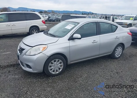 2013 Nissan Versa 1.6 Sv z USA, uszkodzony, nr VIN 3N1CN7AP9DL819717
